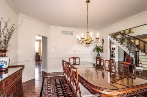 21 Patrick Henry Pl, East Amwell Township NJ  08551-1805 exterior