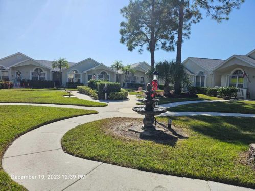 1158 Lombardy Dr, Fort Pierce FL  34986-2181 exterior