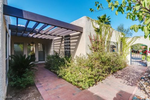 2202 Drachman St, Tucson, AZ 85719-4318
