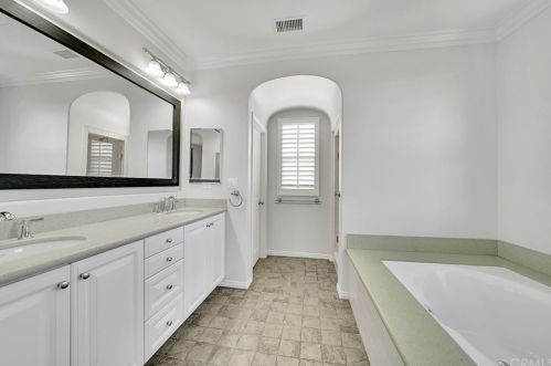 103 Weathervane, Irvine CA 92603-4226 exterior