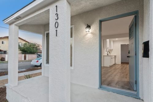 1301 Marcelle St, Compton CA  90221-4413 exterior