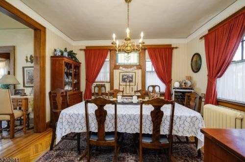 369 Walnut St, Nutley NJ  07110-1336 exterior