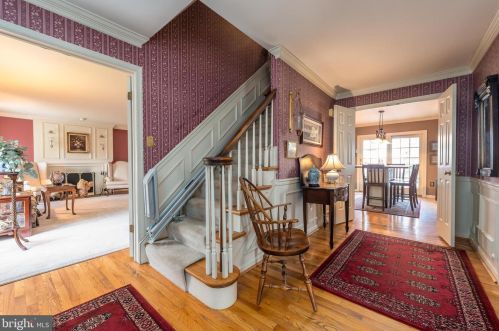 1209 Knollbrook Dr, Lansdale PA 19446-5117 exterior