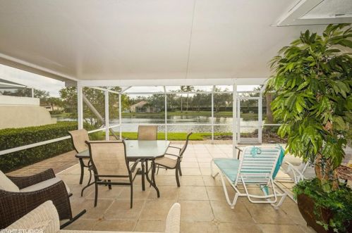 5338 Guadeloupe Way, Naples FL  34119-9577 exterior