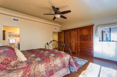 140 Montecello Ct, Tucson AZ exterior