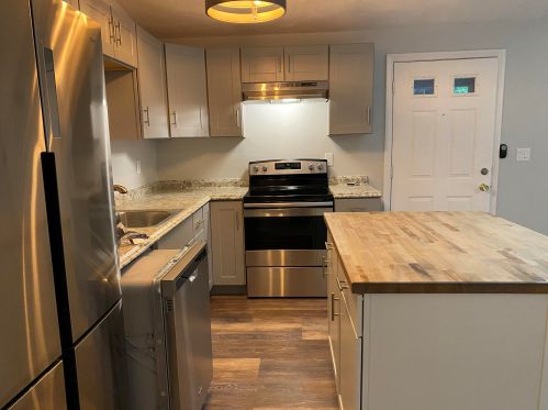 70 Cape Dr, Mashpee MA exterior