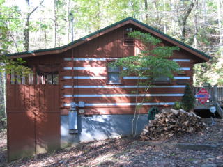 2329 Courtney Ln, Pigeon Forge, TN 37876-7424