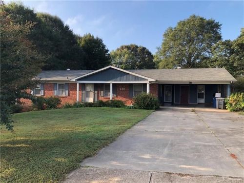 632 Carolina Ave, Statesville, NC 28677-3331