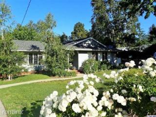4617 Castle Rd, La Canada CA  91011-1442 exterior