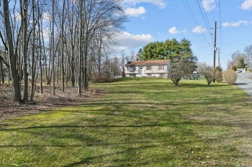 21 Ronaldson Rd, Montgomery, NY 12549-2540