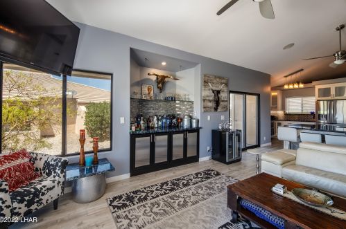 1401 Mcculloch Blvd, Lake Havasu City, AZ 86403-6513