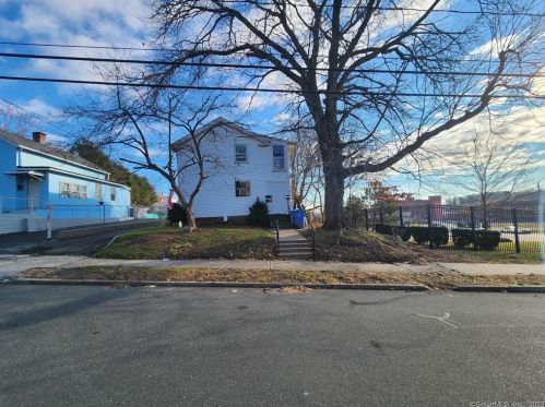 189 Curtis St, New Britain CT  06053-4010 exterior