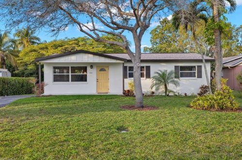 1075 Rordon Ave, Naples FL  34103-4570 exterior