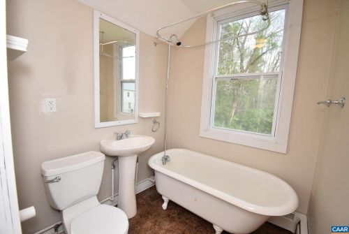 115 Madison Rd, Stanardsville VA  22973-2934 exterior