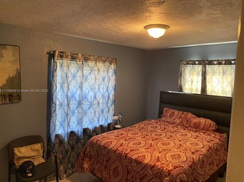 1624 23 Ave, Hollywood FL 33020-1215 exterior