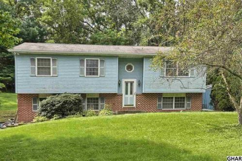 220 Springfield Rd, North Newton, PA 17241-9459