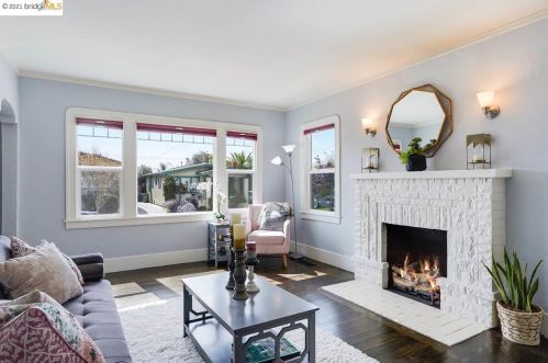 2421 67th Ave, Oakland, CA 94605-2329