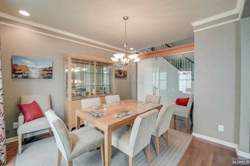 44 Hunters Run, Oakland NJ  07436-2344 exterior