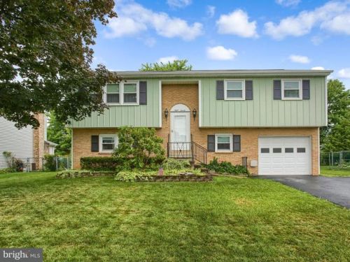 820 Arch St, Navy Sup Dpt, PA 17055-2701