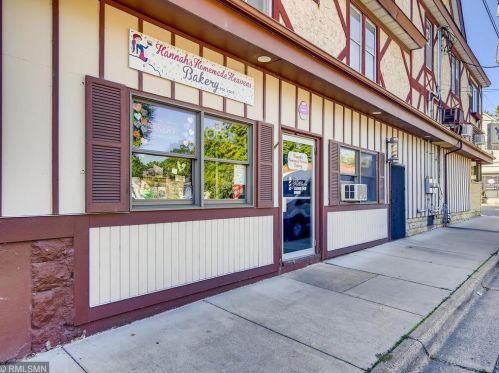 1006 3 St, Stillwater MN 55082-6220 exterior