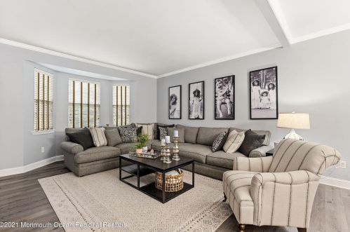 240 Sunnybrook Rd, Jackson Twp NJ  08527-4615 exterior