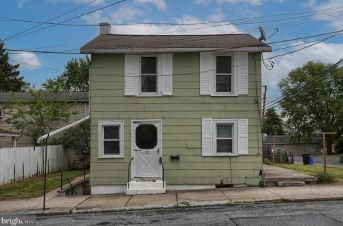 23 Rosanna St, Hummelstown PA  17036-1521 exterior