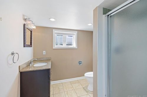 6 Nolan St, Norwalk CT  06850-2525 exterior