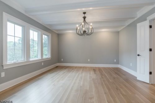 71 Llewellyn Rd, Montclair NJ  07042-2030 exterior