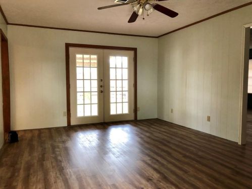 2218 19th Ave, Texas City, TX 77590-4835
