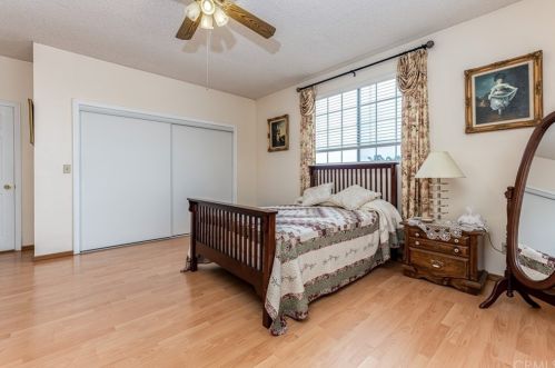 12070 Morning Ave, Downey CA  90242-2324 exterior