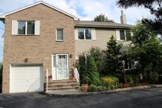 241 Ramapo Valley Rd, Oakland NJ  07436-1806 exterior
