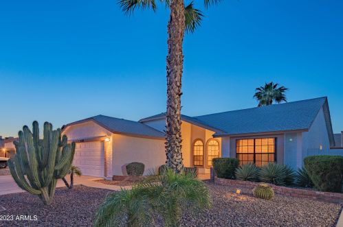4522 Behrend Dr, Glendale, AZ 85308-7379