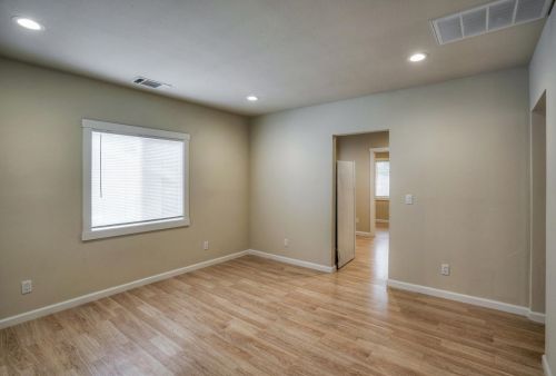 180 Empire St, San Jose CA  95112-3311 exterior