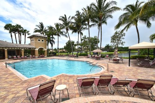 9553 New Waterford Cv, Delray Beach FL  33446-9749 exterior