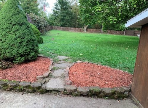 630 Broadford Rd, Connellsville PA  15425-6104 exterior