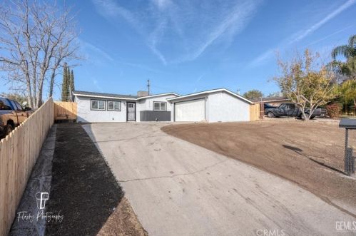 2612 Pageant St, Bakersfield, CA 93306-4767