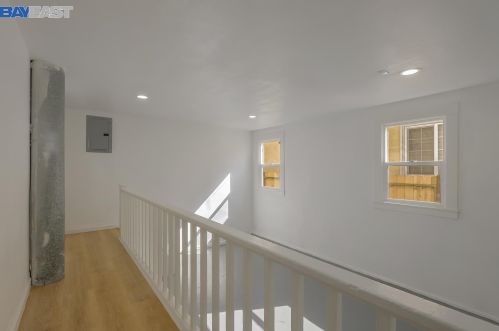 1802 88th Ave, Oakland CA  94621-1008 exterior