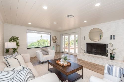 1800 Buenos Aires Dr, Covina CA  91724-3901 exterior