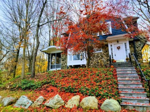 2 Tulip Rd, Briarcliff, NY 10510-1209