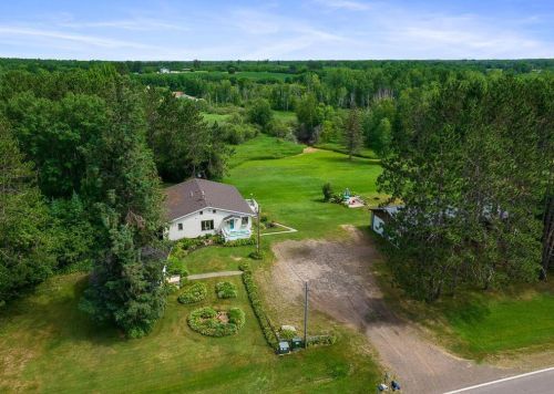 5063 Henriette Rd, Grasston, MN 55030-3163