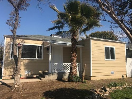 340 Birch Ave, Fresno, CA 93650-1116