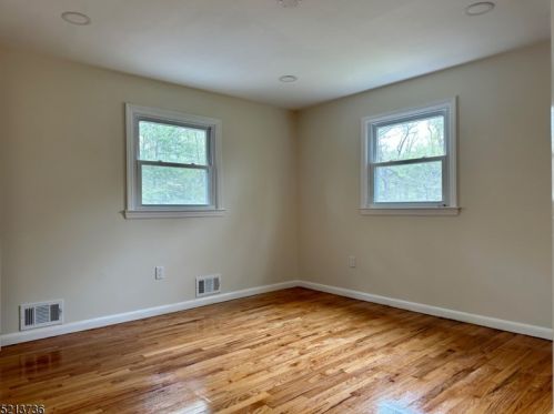 50 Dolly Dr, Parsippany NJ  07054-1714 exterior