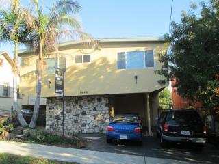 1648 Edgecliffe Dr, Los Angeles CA  90026-1031 exterior