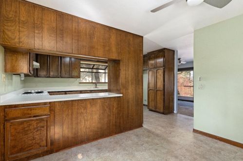 18252 Hummingbird Dr, Lake Wildwood CA  95946-9699 exterior