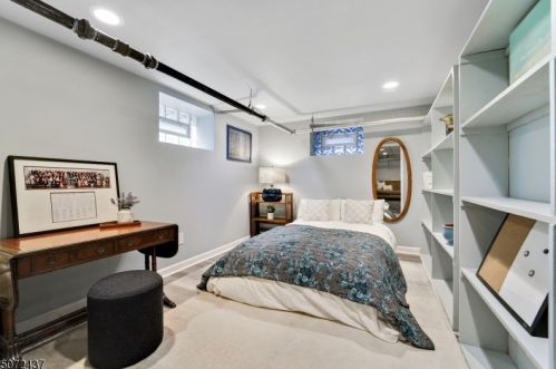 6 Marion Rd, Verona NJ  07044-1420 exterior