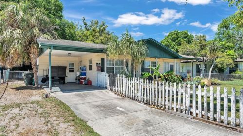 819 Sikes Blvd, Lakeland, FL 33815-4467