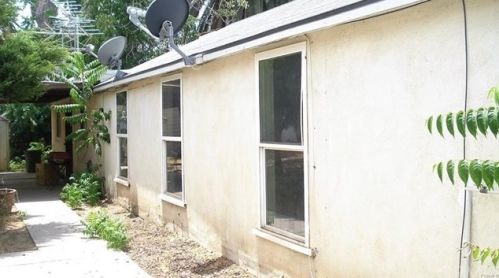 2944 6 St, Riverside CA 92501-0916 exterior