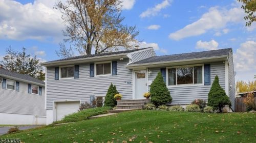 445 Midway Ave, Fanwood, NJ 07023-1401