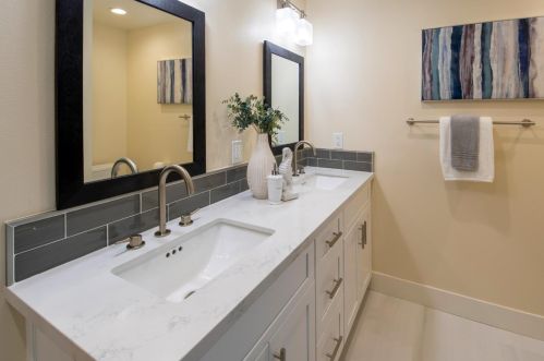 1466 Hollenbeck Ave, Sunnyvale CA  94087-4238 exterior