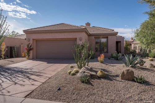 32712 70th St, Scottsdale AZ  85266-7143 exterior